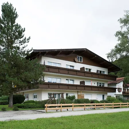 Tirolerhaus Apartman Walchsee