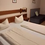 Tirolerhaus 아파트 왈츠시